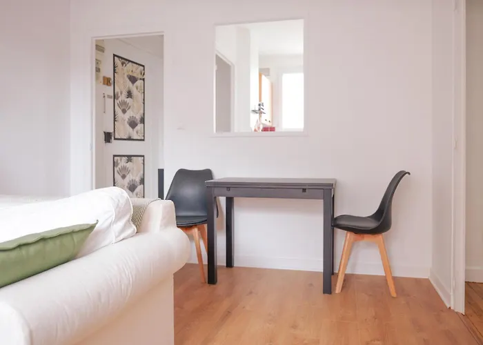 Joli Quartier De La Madeleine - 4 Personnes Apartament